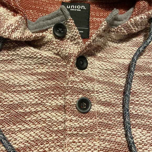 Union Men’s Henley Textured Hoodie - Picture 7 of 11